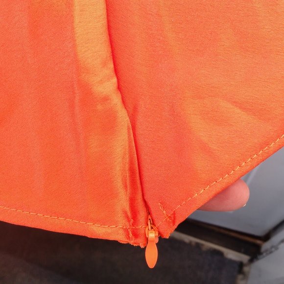 ORANGE /RUST ASYMMETRIC SATIN CAMI TOP SIZE 6 NASTY GAL COLLECTION - Picture 5 of 10